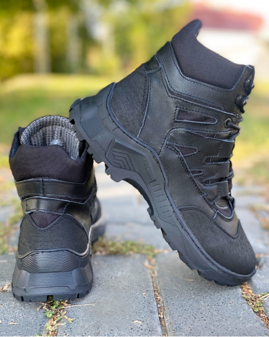 Ботинки Scorpion Black